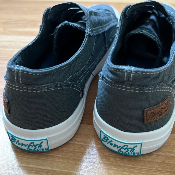 Blowfish Malibu Women’s Sneakers - Picture 10 of 16